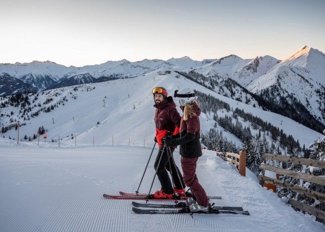 Skifahrer auf der Skipiste in Großarl, Ski amadé © TVB Großarltal/Lorenz Masser